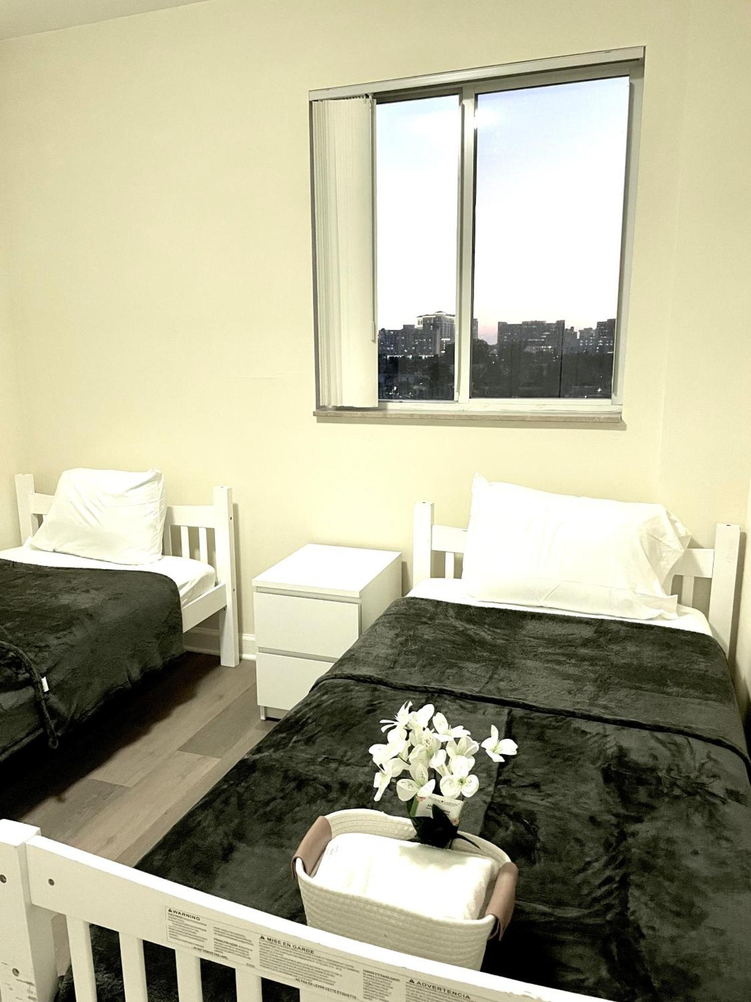 Private Bedroom In Miami - Coral Gables 601 외부 사진