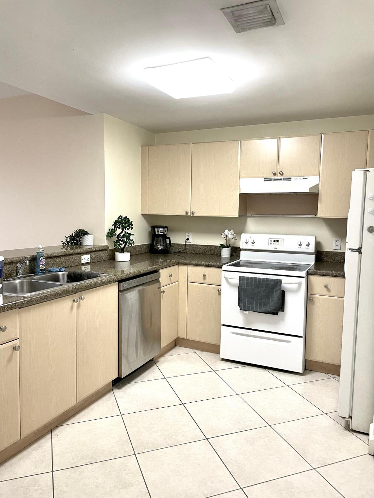 Private Bedroom In Miami - Coral Gables 601 외부 사진