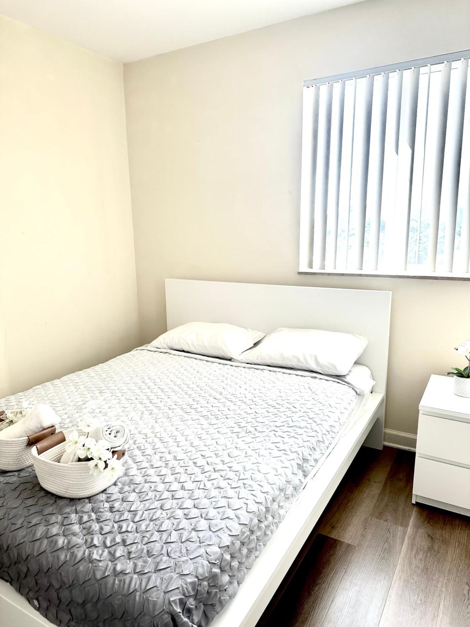 Private Bedroom In Miami - Coral Gables 601 외부 사진