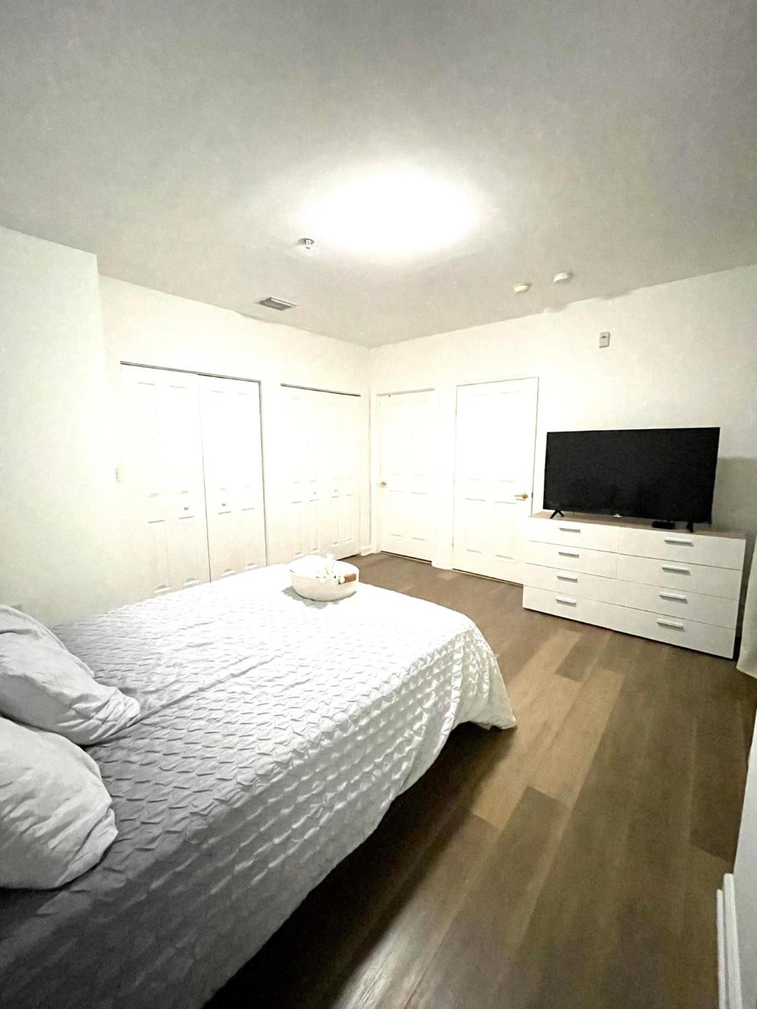 Private Bedroom In Miami - Coral Gables 601 외부 사진